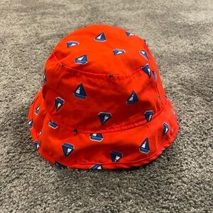 Like new! 3m-9m red bucket hat from Floatimini
